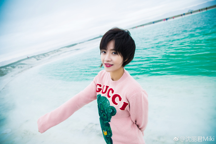 35岁女星跳楼自杀,曾合作霍建华古天乐,遭丈夫背叛又罹患癌症