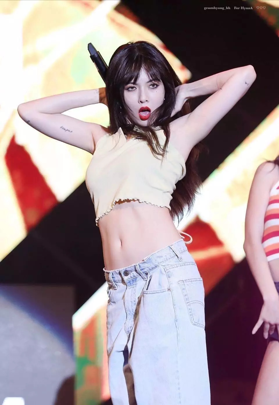 泫雅金晓钟曝光,金泫雅和金晓钟恋情怎么曝光的