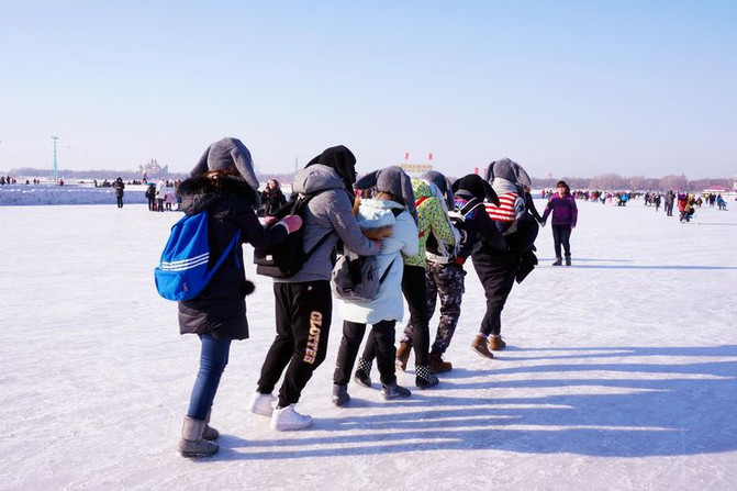 冰城伏尔加：“晴空下的雪域恋歌”让你知道旅行和旅游是两码事！