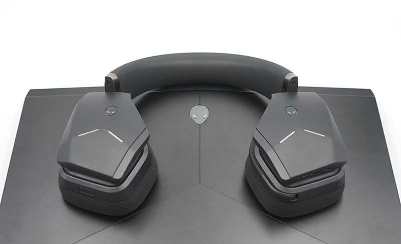 alienware耳机aw988,alienware无线耳机测评
