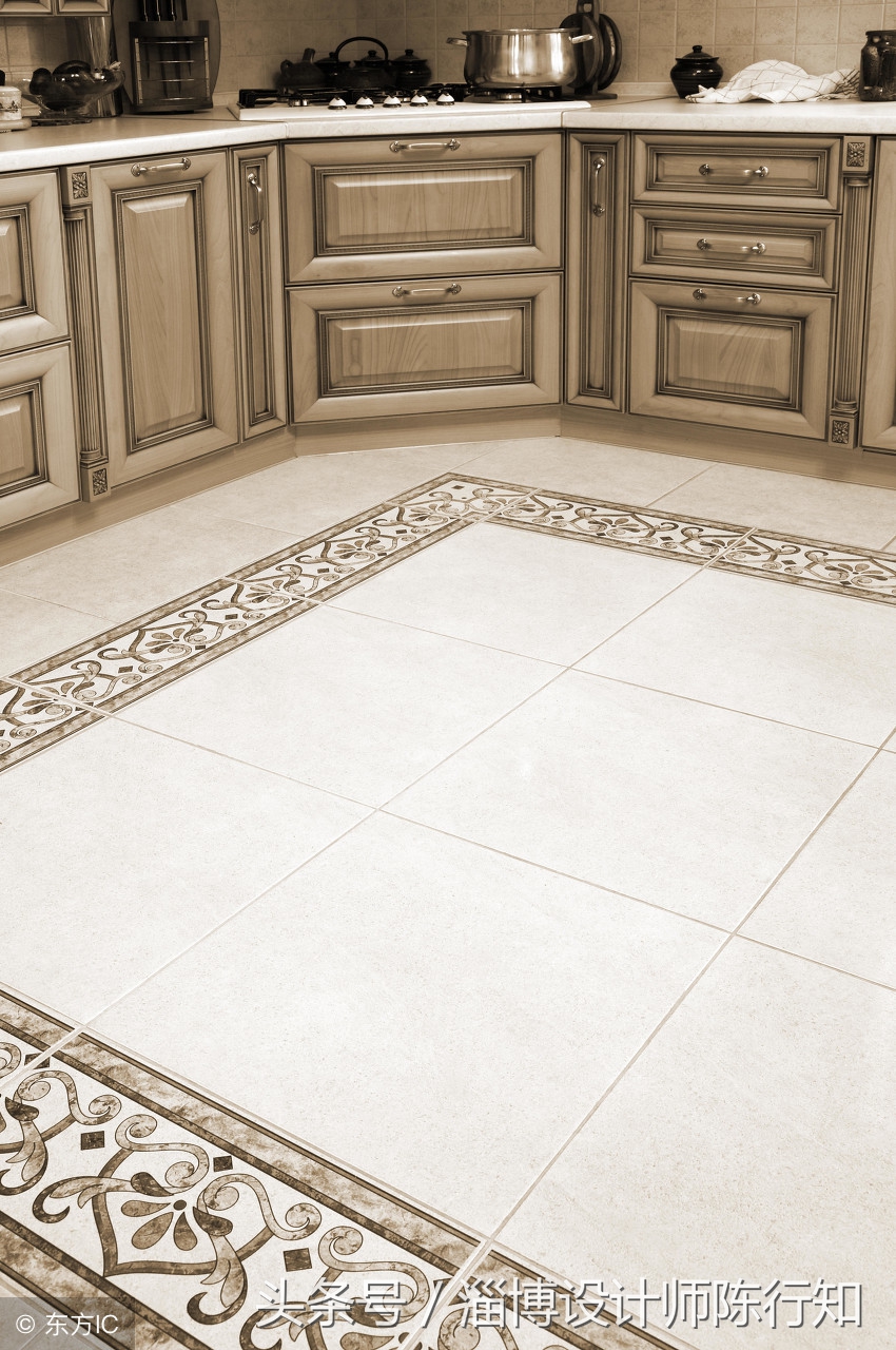 淘汰了！房子瓷砖别正铺，这8种实用美观的铺贴方案，设计师推荐