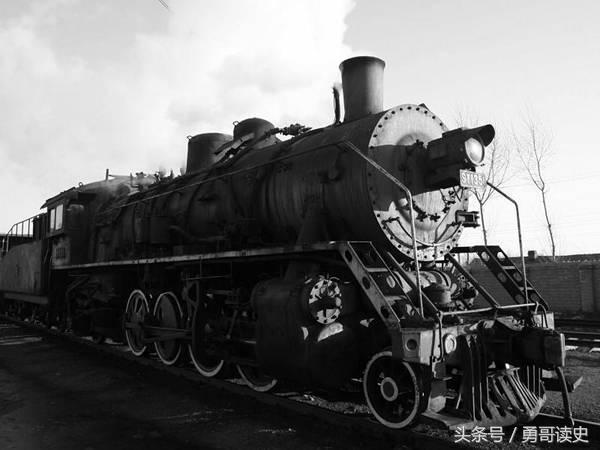 1814年:清朝在恢复买官卖官英国在制造世界第一辆火车