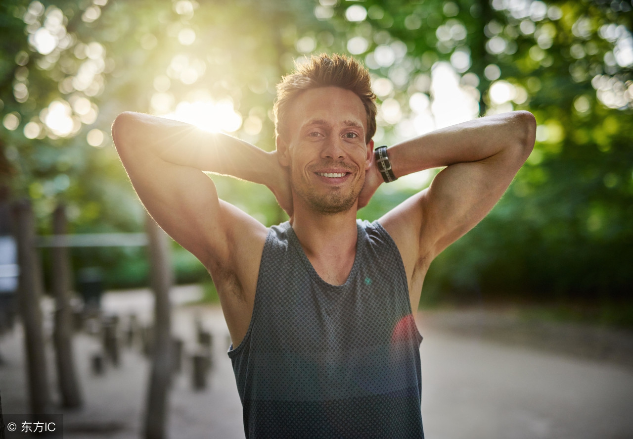 牙齿松动是缺钙还是肾虚,牙齿松动跟肾虚有什么关系