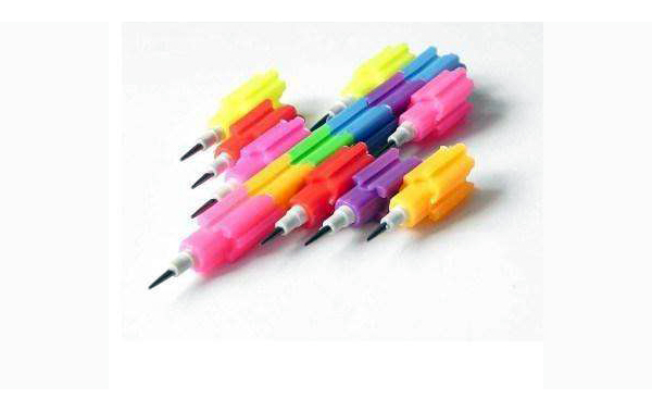 小时候用过哪些笔,80后小时候常用笔