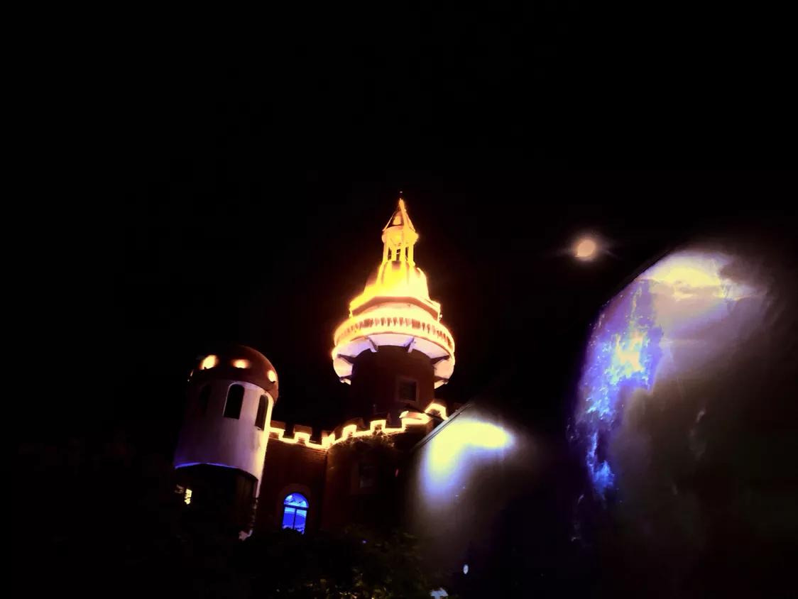 胆小别去的景点,北戴河怪楼景区