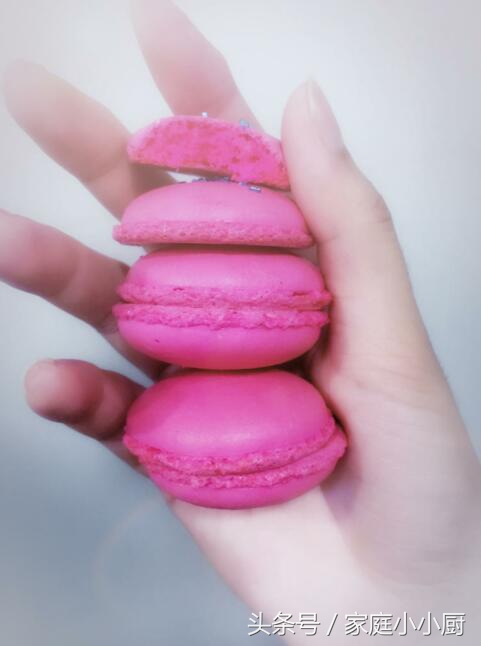 无需熬糖法式奶油马卡龙香酥甜糯,法式马卡龙和意式马卡龙哪个简单