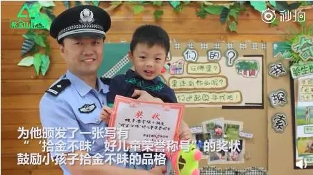 「蜀黍周趣闻」爆笑!收到2米多高代购清单的男子代购回来啦!