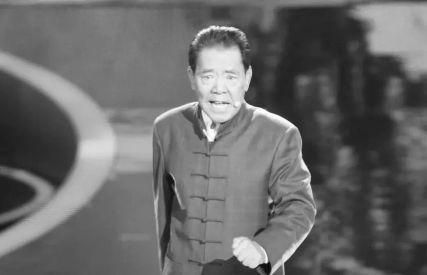 朱旭遗体告别仪式举行*家宝温**、*仪吴**等送挽联