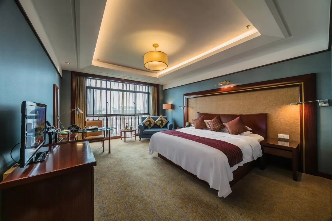 迪拜七星帆船酒店8000一晚,迪拜七星帆船酒店9000一晚