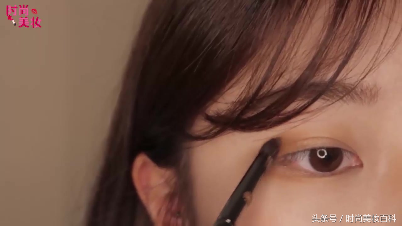 帅气大地色眼妆教程日常化妆,眼妆教程大地色系慢教程