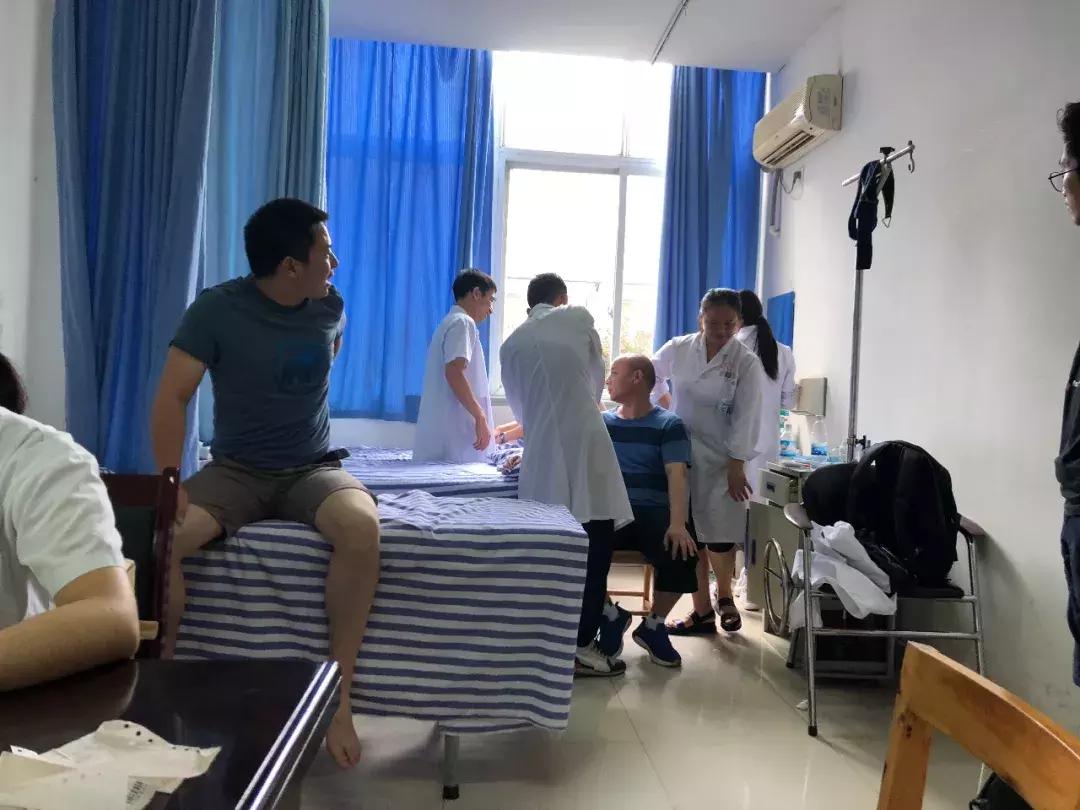 成都什么医院可以按摩,成都三甲医院按摩推拿哪家好