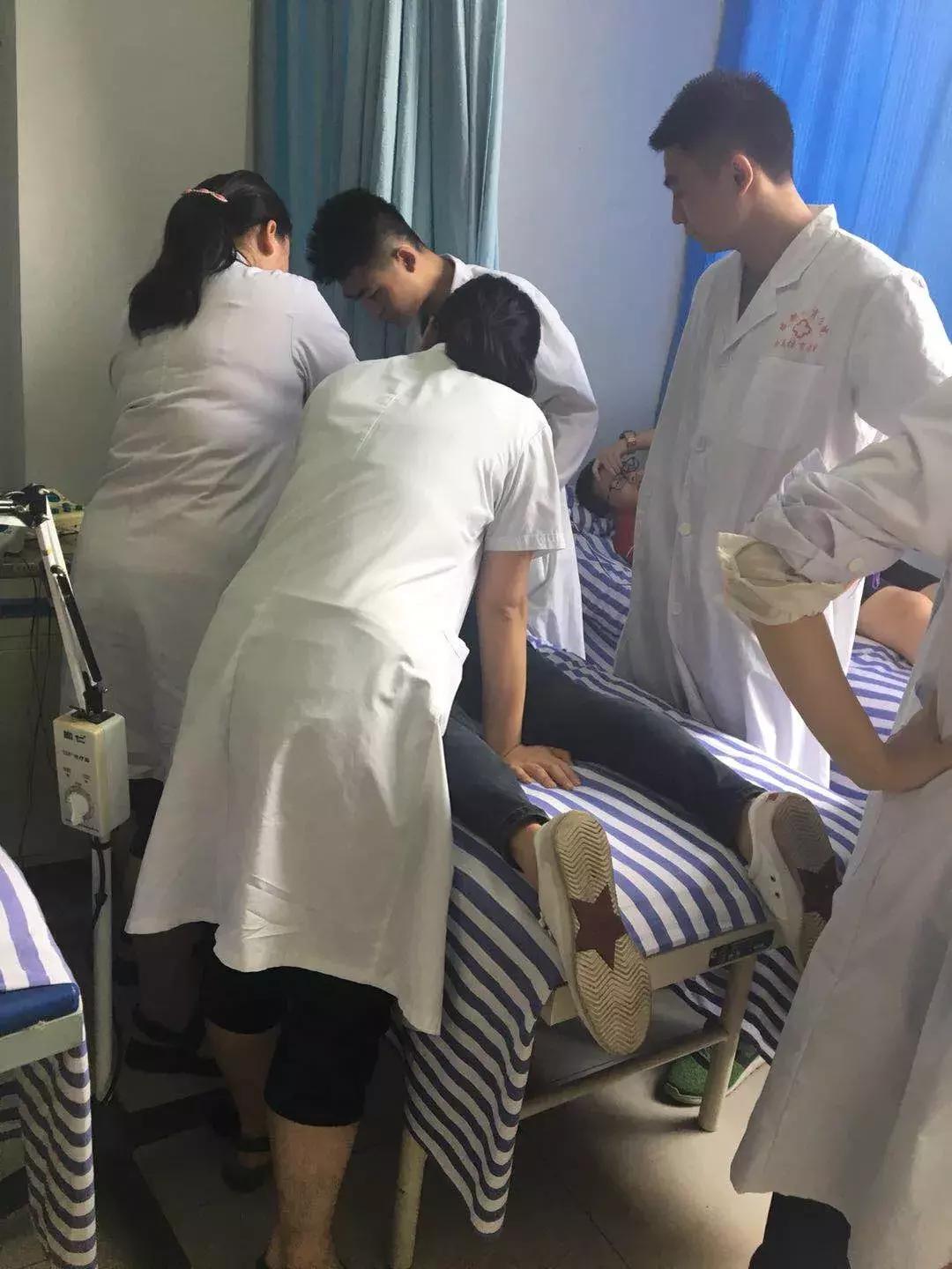 成都什么医院可以按摩,成都三甲医院按摩推拿哪家好