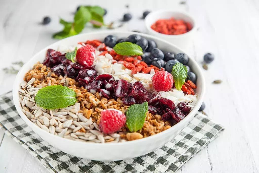 新晋高颜值商场LuOne来了！风铃幕墙穹顶天窗……一站式满足