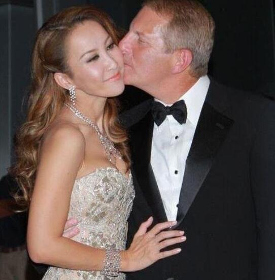 1616针的爱!4年7次试管3次流产,只为了一声“妈妈”