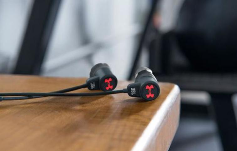 听歌音效好的蓝牙耳机,听歌效果最好的蓝牙耳机推荐