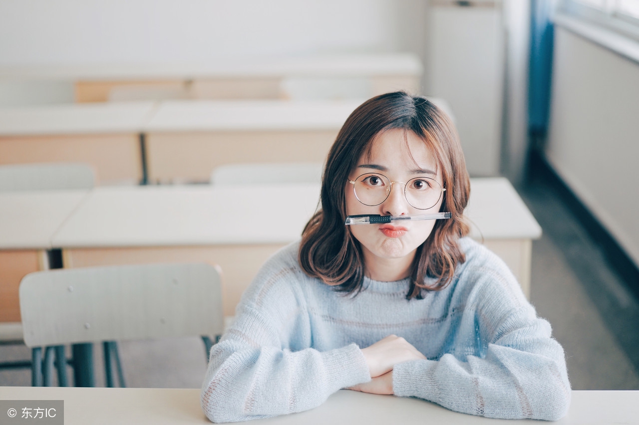 日常口语不客气怎么说,日常口语确实跟教科书不一样