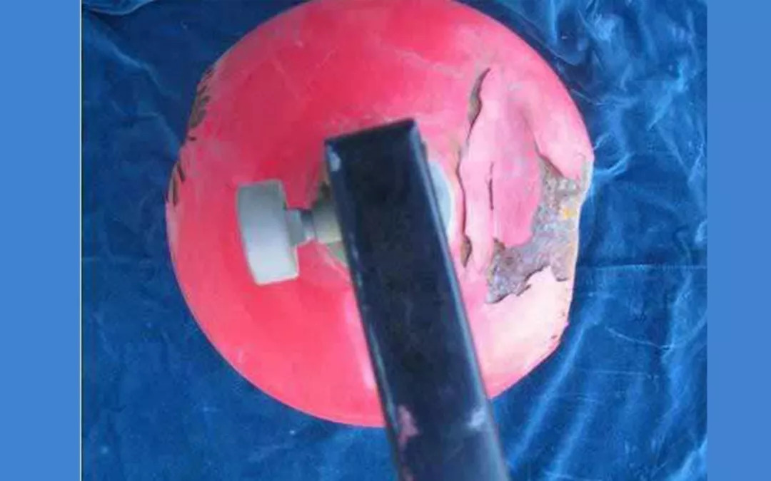 灭火器能不能随便扔掉,灭火器可以随意扔吗