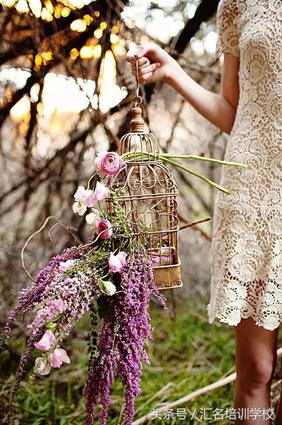 婚礼主持如何在婚礼舞台上不紧张,主持意外圆场