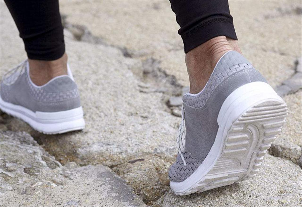 脚脱皮不用愁，简单一个土方法，消炎杀菌，轻松摆脱脚部困扰