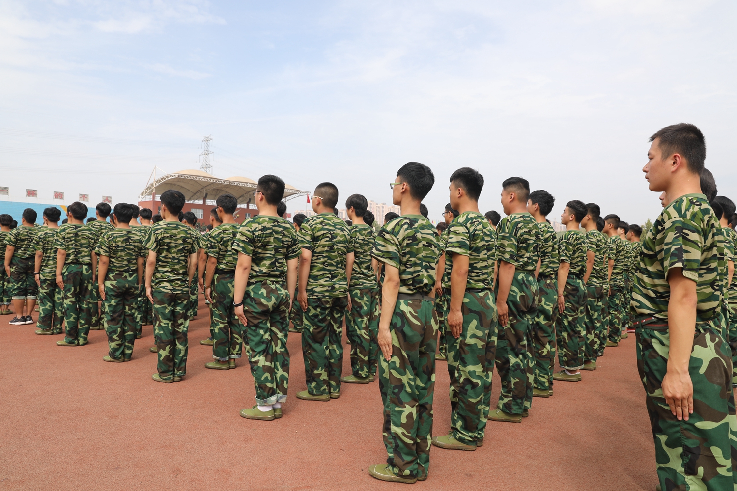 石家庄信工职业学院军训,石家庄信工藁城校区军训