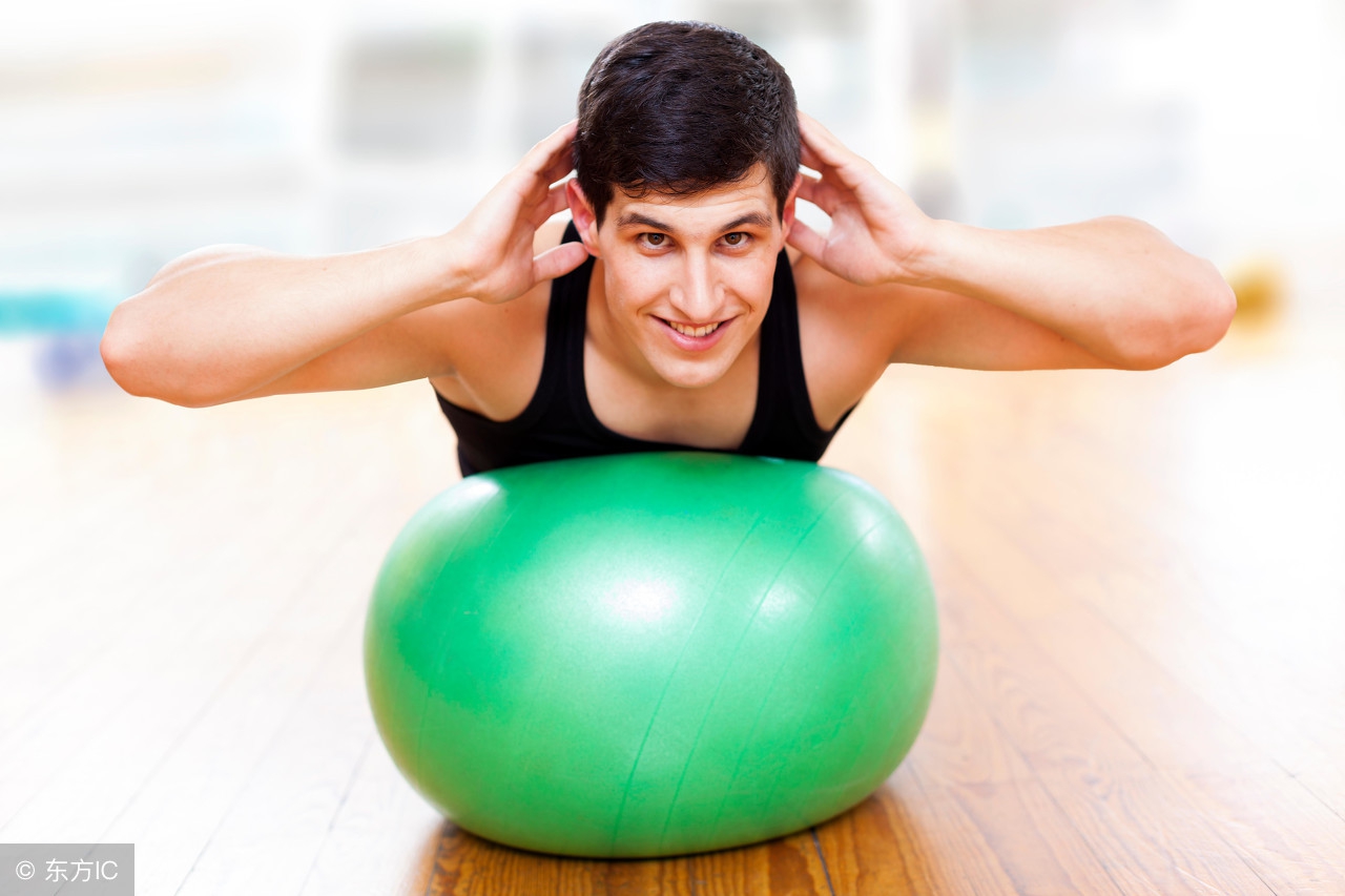 膀大腰圆是形容人的身材吗,形容胖是纵向还是横向