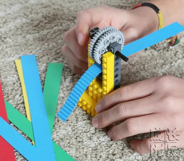 数学启蒙教具拼插积木,儿童智力拼装积木怎么拼