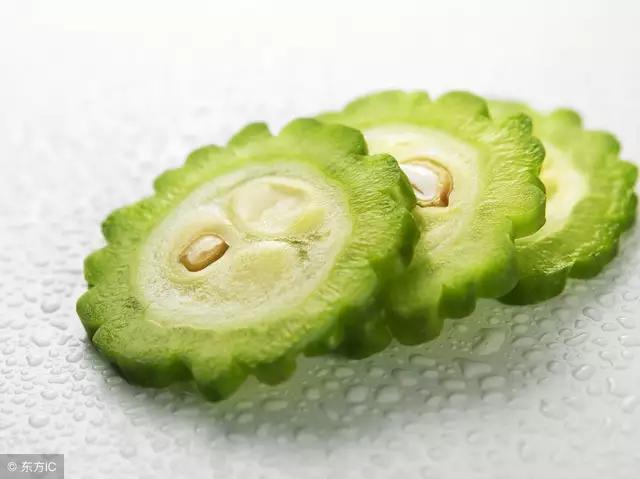 宝宝发高烧惊厥抽搐怎么处理,儿童发高烧发冷发抖怎样处理