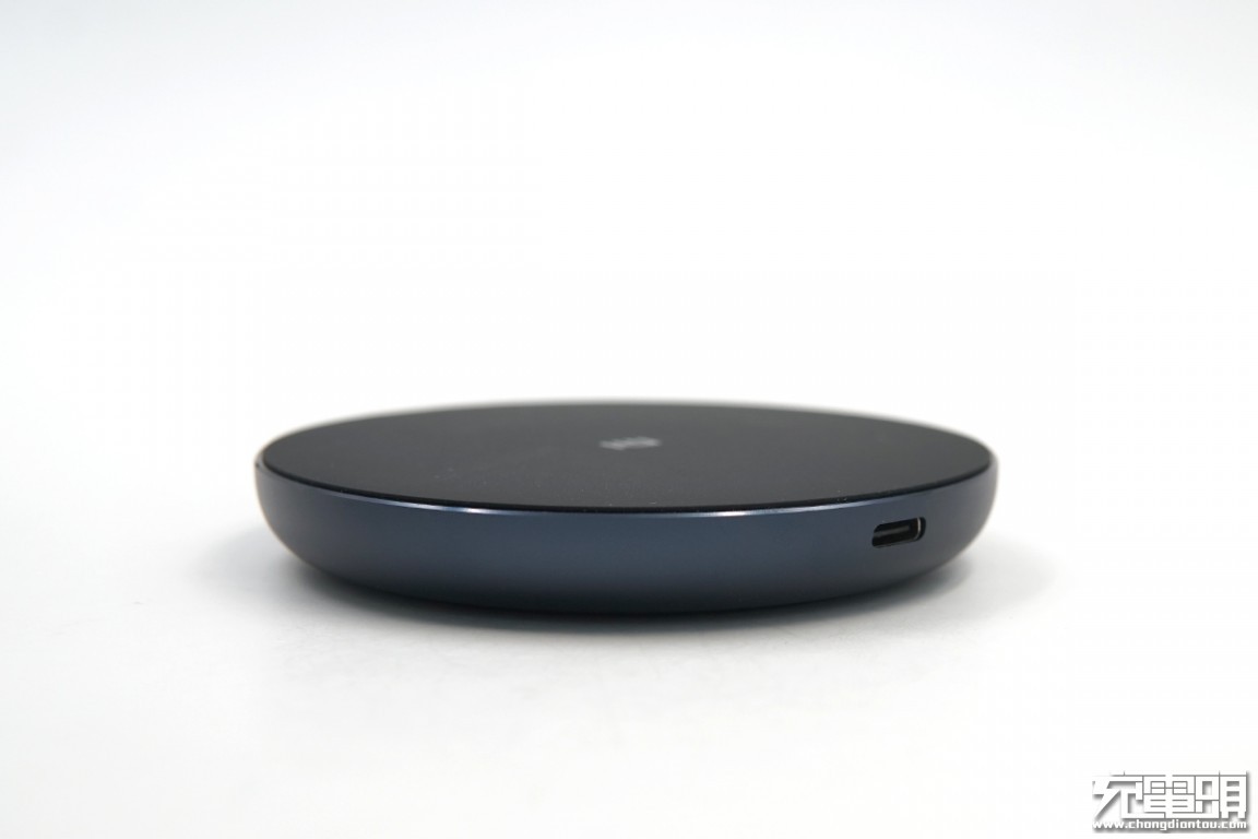 小米无线充电器值不值得购买,99元小米20w无线充电器测评