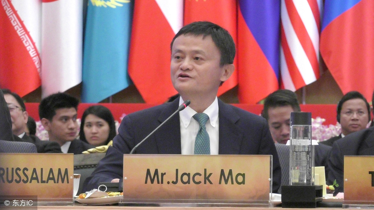 八字怎么看四个柱的运气,八字中带四大金柱