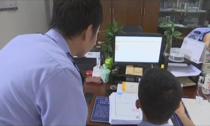 阿迪和耐克哪个品牌衣服好,阿迪耐克只要几百块钱