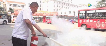 高楼层失火该如何自救,高楼失火到底该不该跑