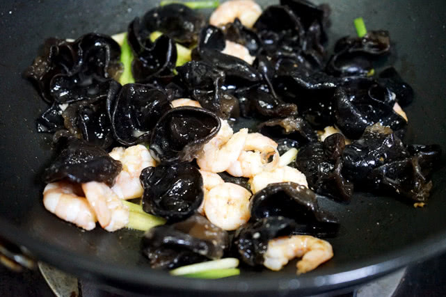 最下饭的地三鲜做法,超级下饭的三鲜