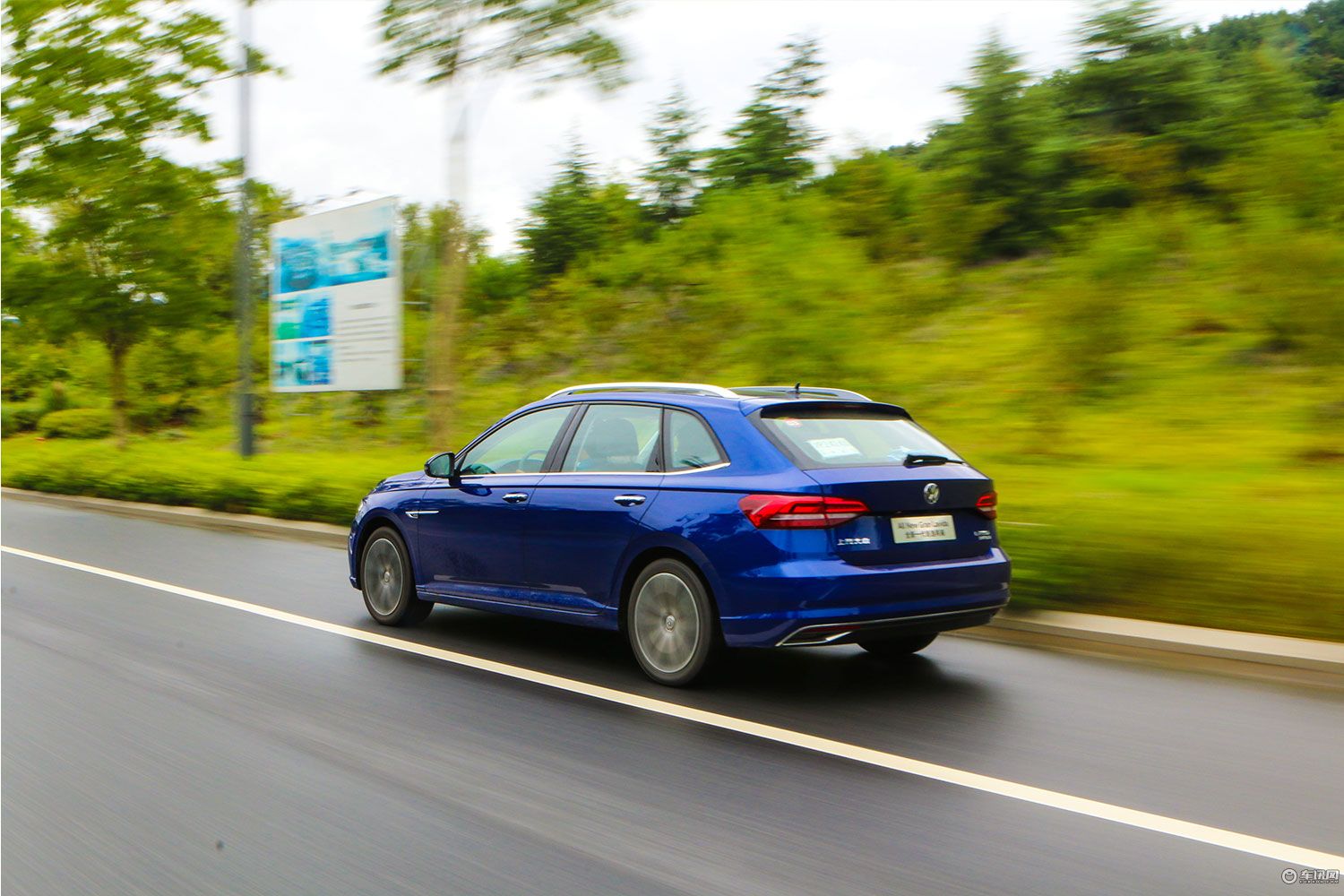 朗逸两厢版1.5自吸版2019怎么样,大众朗逸两厢版1.4t库存新车