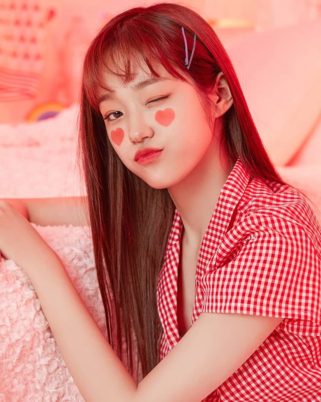 女孩的心脏*弹炸**!韩尚-我记忆重新推广“心形印章腮红