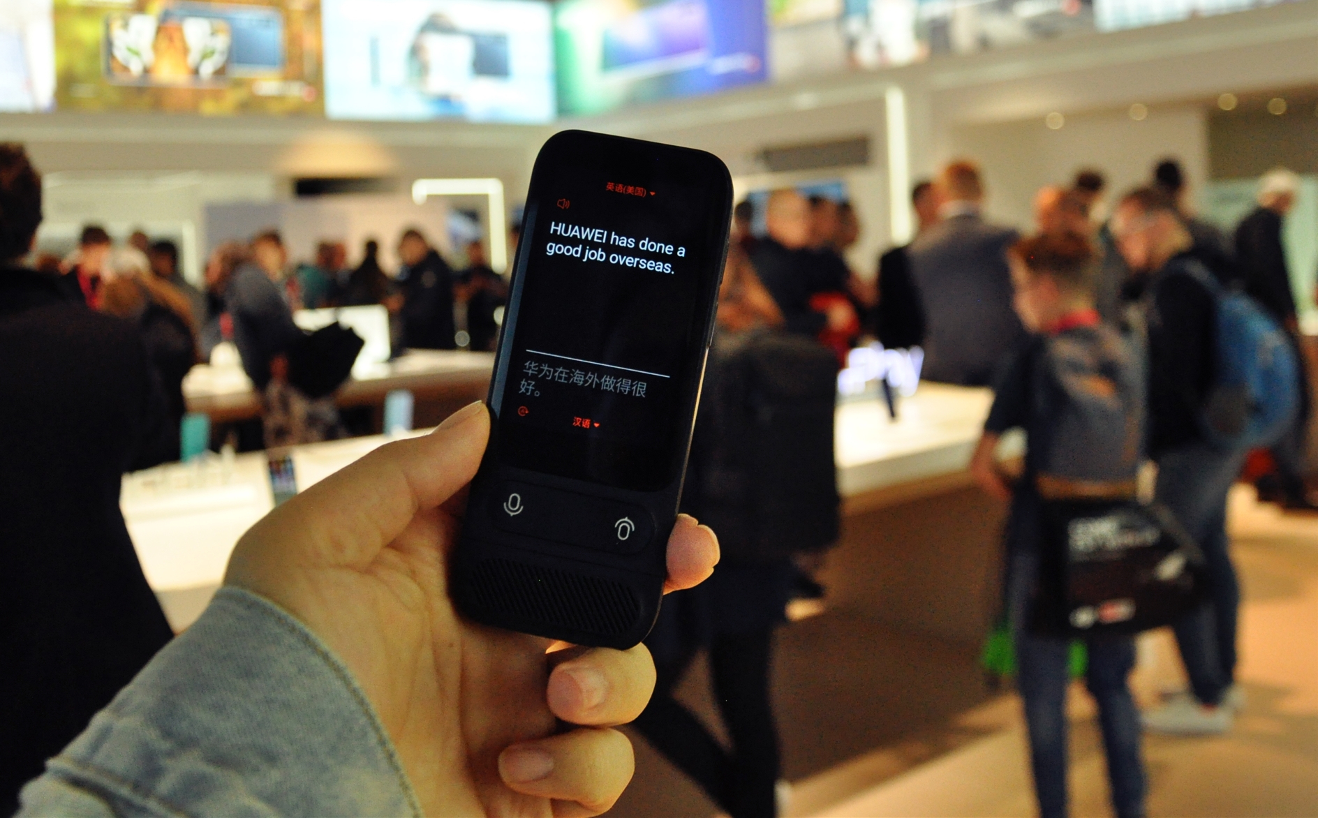 中国游客瑞典被辱报警,中国游客在瑞典受到警方粗暴对待