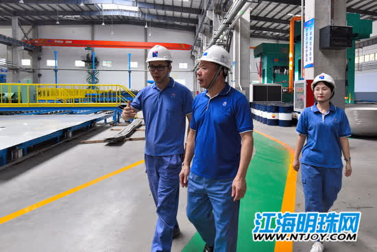 “工人”成长为“工匠”“冷冻”延伸到“冷链”——四方科技集团董事长黄杰的创业之路