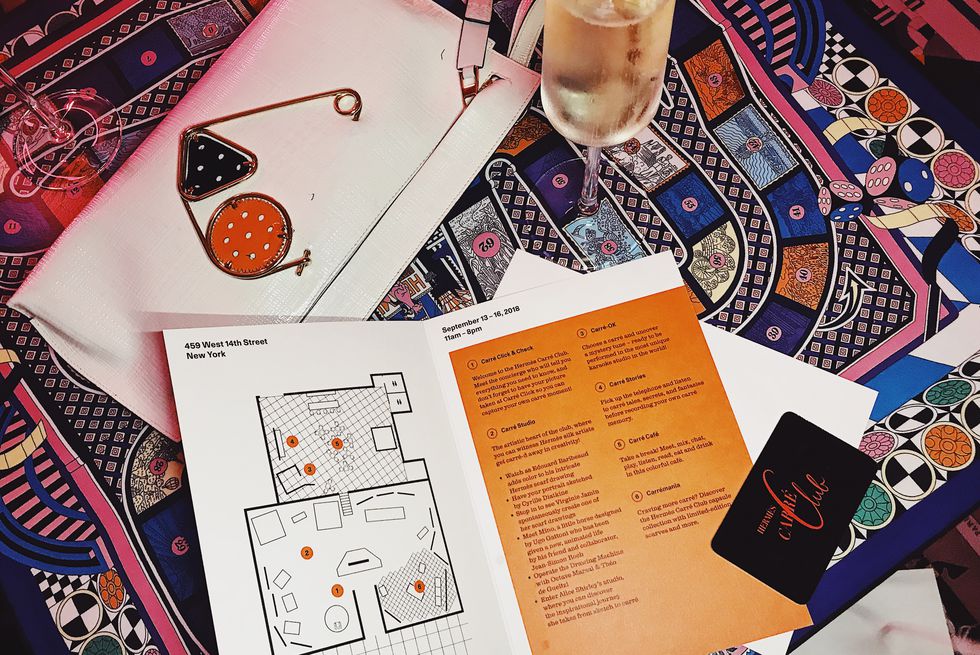 Hermès丝巾为何让全世界女人都着迷?爱马仕丝巾俱乐部给你解答