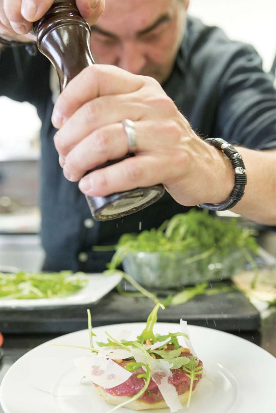 我想要带你去环游世界,我想带你吃遍所有的美味