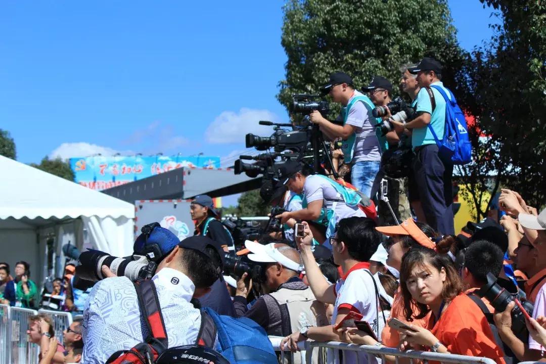 环中国自行车赛安顺,环中国安顺赛段纪录片