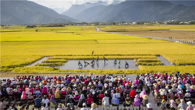 他造就轰动世界的华人舞蹈奇迹，舞出中华魂，却在大陆不为人知