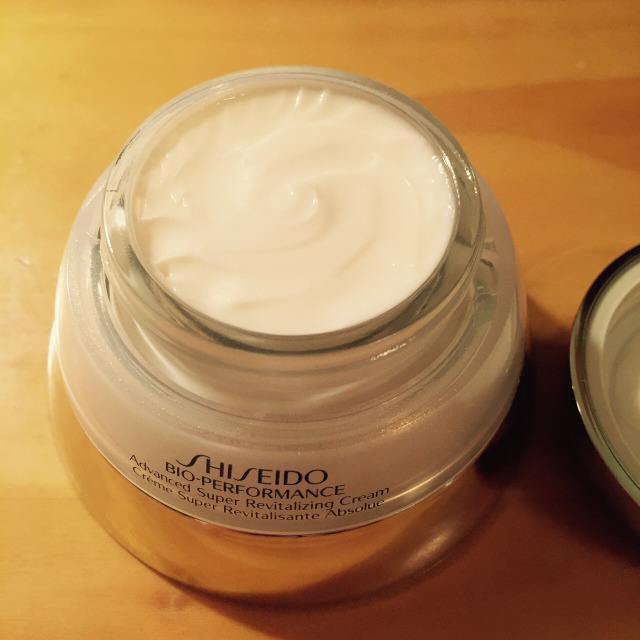 什么面霜美白抗衰老效果好 (40岁面霜抗衰老美白哪个牌子好用)