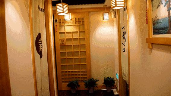 松肩背按摩视频,松肩沉肘含胸拔背