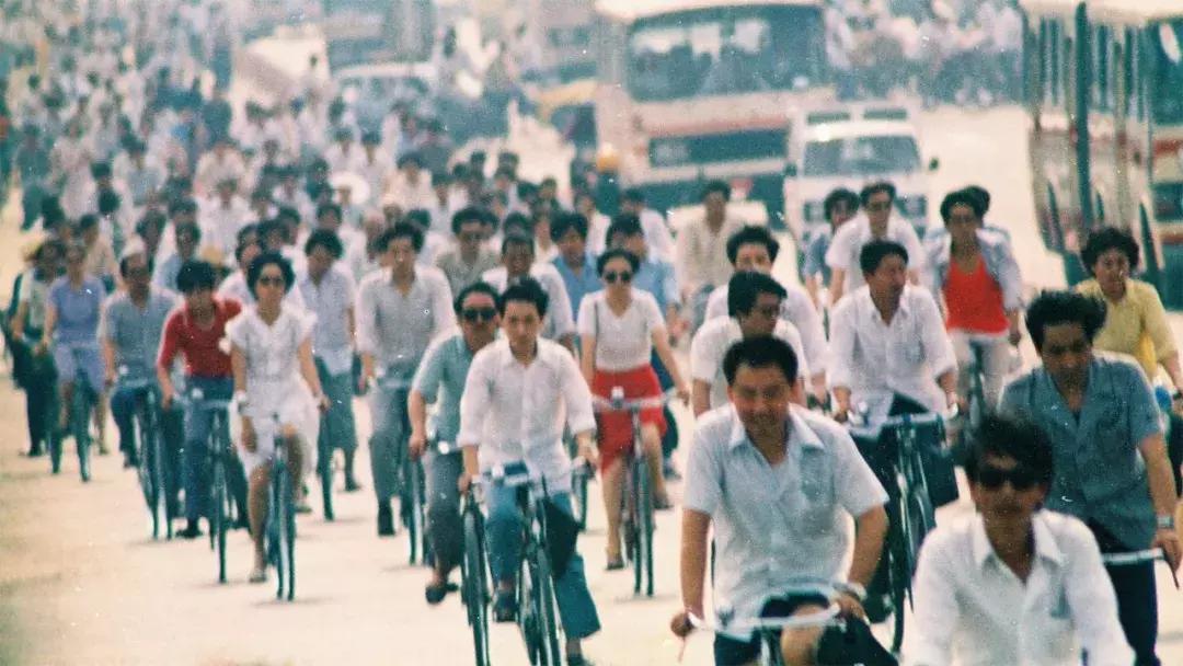 80后女孩,割舌自述:我们是最受压迫的一代