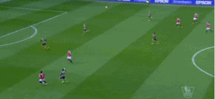 2017年曼联7号,星探穿一身皮衣