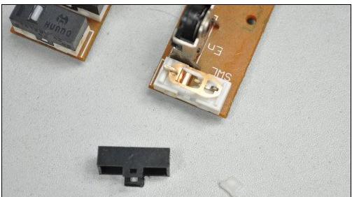 鼠标怎么拆开教你一个简单的方法,最简单的鼠标怎么拆