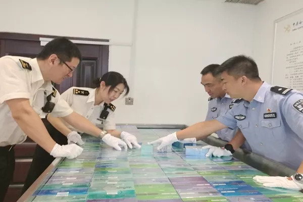 苏州沈阳九洲海关｜查获：国家2类管制药品*私走***子烟电**弹放射性超标*子骰**