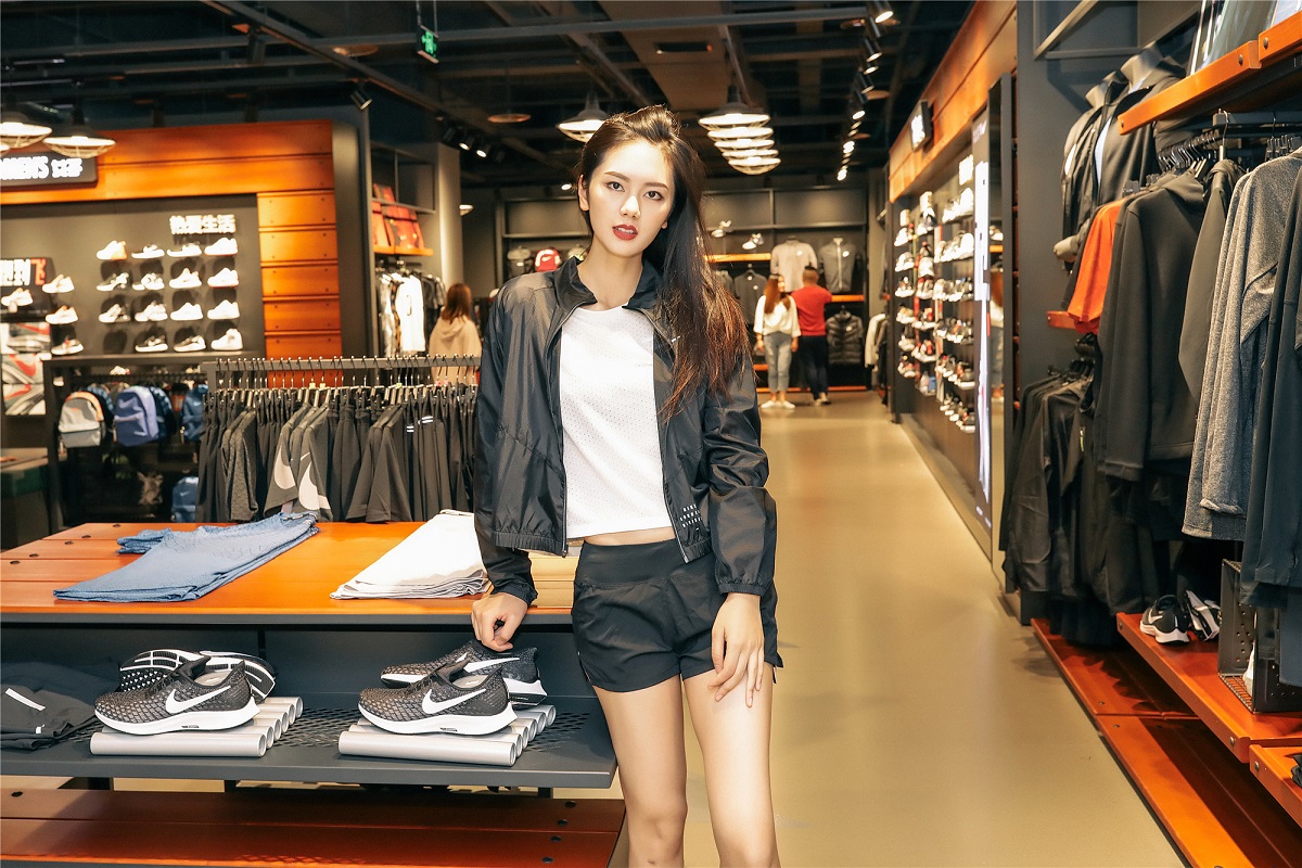 买东西选择困难症又犯了？小姐姐与你分享她的“值得买”清单