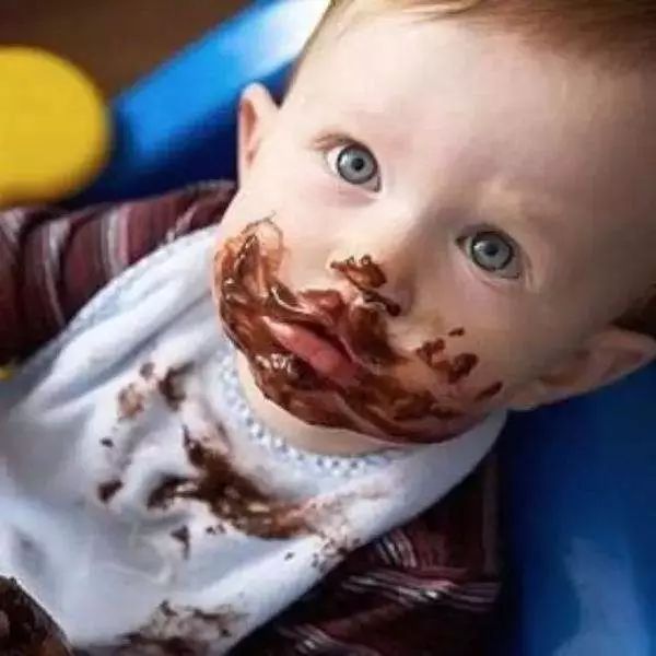 熊孩子说脏话还打人,熊孩子爱说脏话家长们该怎么做