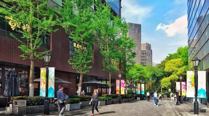 上海旅游新天地,上海东台路古玩城