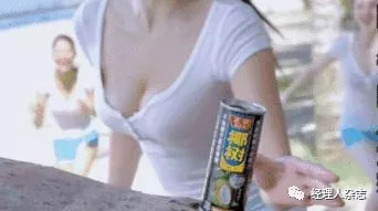 椰汁椰树牌广告年年在变吗,椰树牌椰汁带来的广告效应